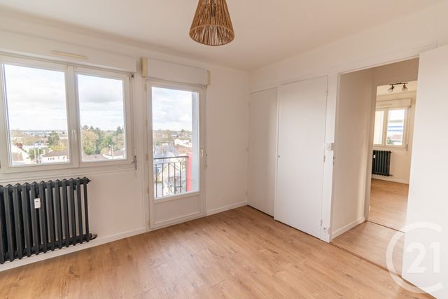 Appartement T4 &agrave; vendre - 4 pi&egrave;ces - 74 m2 - Laval - 53 - PAYS-DE-LOIRE