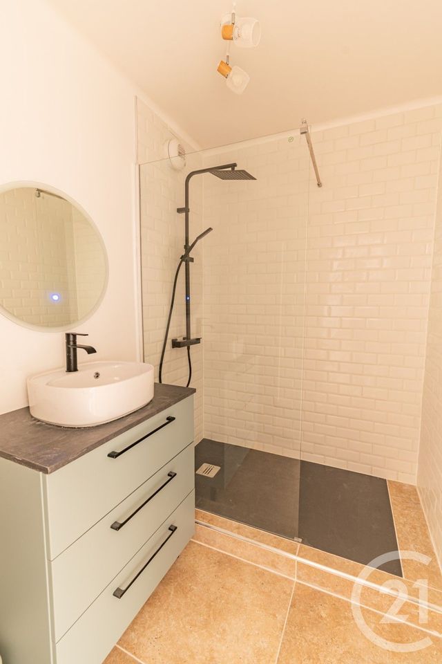 Appartement T4 &agrave; vendre - 4 pi&egrave;ces - 74 m2 - Laval - 53 - PAYS-DE-LOIRE