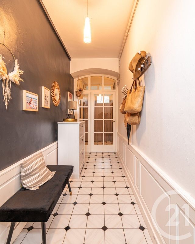 Maison &agrave; vendre - 8 pi&egrave;ces - 156,98 m2 - Laval - 53 - PAYS-DE-LOIRE