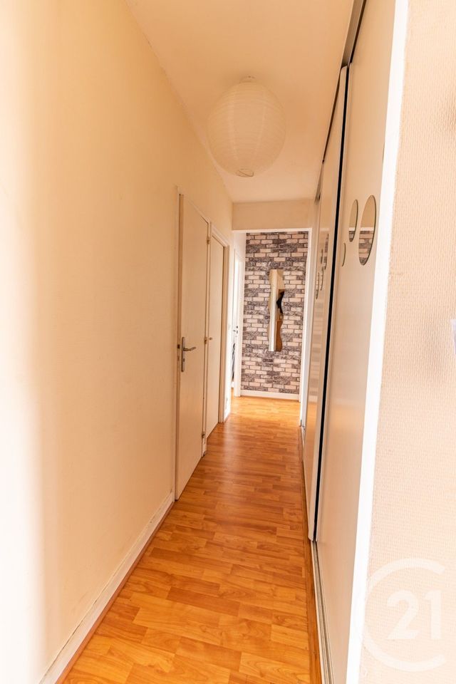 Appartement T4 &agrave; vendre - 4 pi&egrave;ces - 64 m2 - Laval - 53 - PAYS-DE-LOIRE