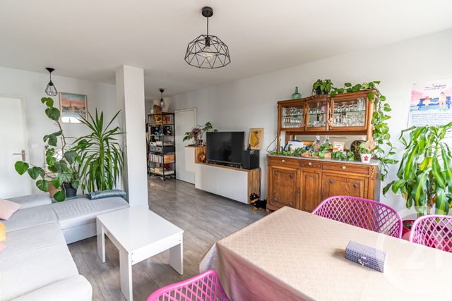 Appartement T4 &agrave; vendre - 5 pi&egrave;ces - 78,50 m2 - Laval - 53 - PAYS-DE-LOIRE