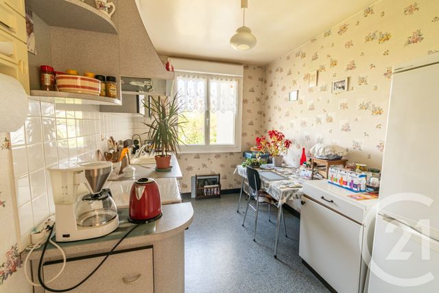 Appartement T4 &agrave; vendre - 4 pi&egrave;ces - 71 m2 - Laval - 53 - PAYS-DE-LOIRE