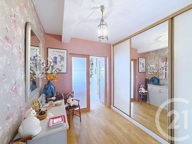Appartement &agrave; vendre - 4 pi&egrave;ces - 99,16 m2 - Laval - 53 - PAYS-DE-LOIRE