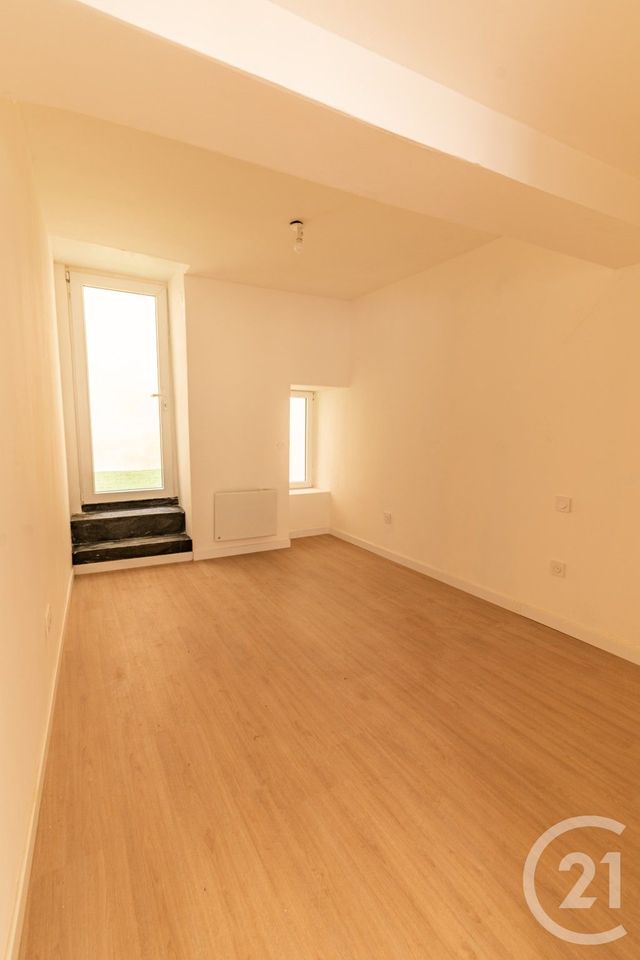 Appartement T2 &agrave; vendre - 2 pi&egrave;ces - 43,50 m2 - Laval - 53 - PAYS-DE-LOIRE