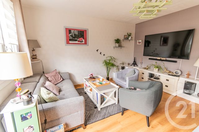 Appartement T3 &agrave; vendre - 4 pi&egrave;ces - 66 m2 - Laval - 53 - PAYS-DE-LOIRE