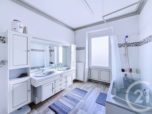 Maison &agrave; vendre - 7 pi&egrave;ces - 171 m2 - Meslay Du Maine - 53 - PAYS-DE-LOIRE