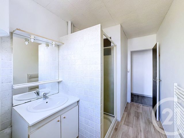 Appartement F3 &agrave; vendre - 3 pi&egrave;ces - 53,20 m2 - Laval - 53 - PAYS-DE-LOIRE