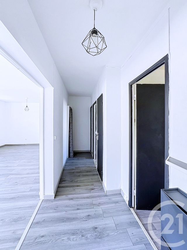 Appartement F3 &agrave; vendre - 3 pi&egrave;ces - 53,20 m2 - Laval - 53 - PAYS-DE-LOIRE