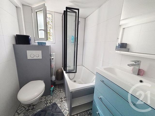 Maison &agrave; vendre - 8 pi&egrave;ces - 163 m2 - Laval - 53 - PAYS-DE-LOIRE