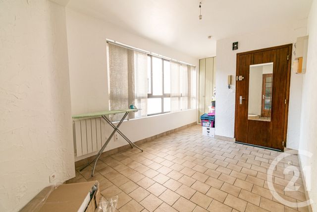 Appartement T3 &agrave; vendre - 4 pi&egrave;ces - 76,30 m2 - Laval - 53 - PAYS-DE-LOIRE