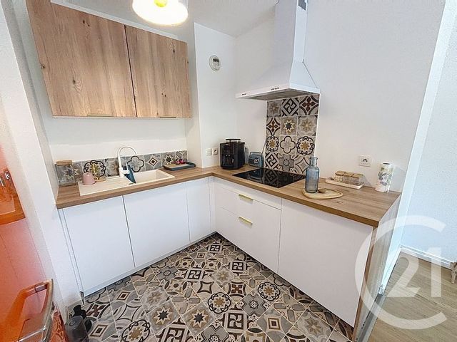 Appartement F2 &agrave; vendre - 2 pi&egrave;ces - 45,70 m2 - Laval - 53 - PAYS-DE-LOIRE