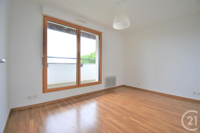 Appartement T4 &agrave; vendre - 4 pi&egrave;ces - 74,19 m2 - Noyal Chatillon Sur Seiche - 35 - BRETAGNE