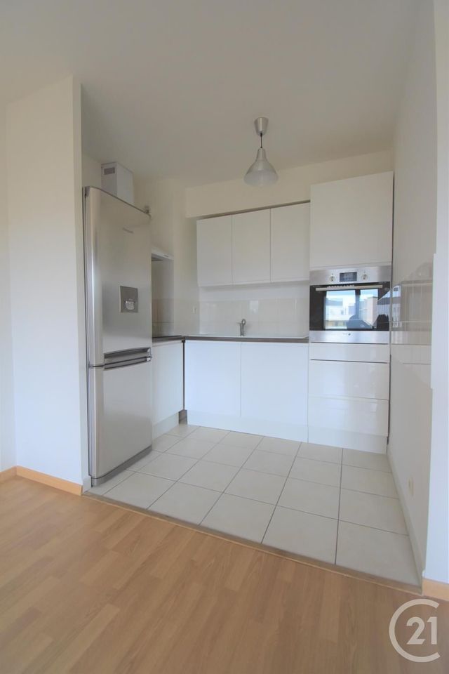 Appartement T4 &agrave; vendre - 4 pi&egrave;ces - 74,19 m2 - Noyal Chatillon Sur Seiche - 35 - BRETAGNE