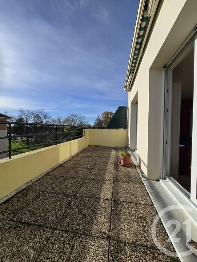 Appartement T3 à vendre - 4 pièces - 82,10 m2 - St Jacques De La Lande - 35 - BRETAGNE