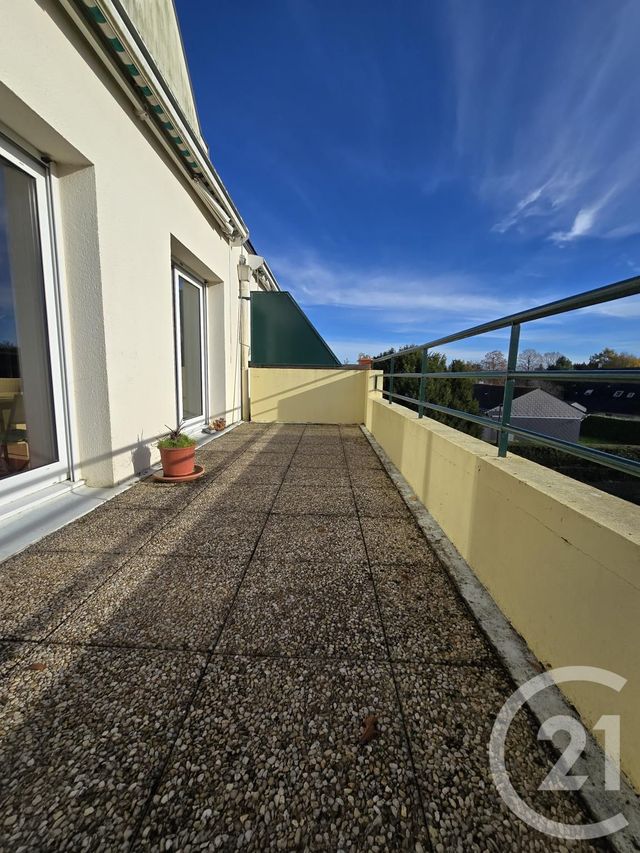 Appartement T3 à vendre - 4 pièces - 82,10 m2 - St Jacques De La Lande - 35 - BRETAGNE