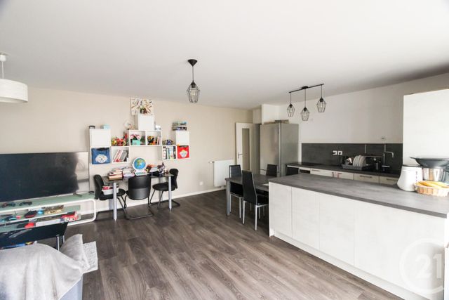 Appartement T5 à vendre - 5 pièces - 124,14 m2 - St Jacques De La Lande - 35 - BRETAGNE