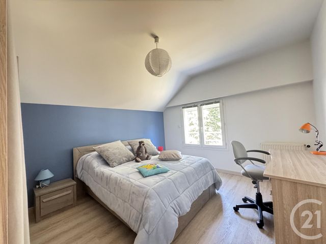 Maison à vendre - 5 pièces - 112 m2 - St Jacques De La Lande - 35 - BRETAGNE