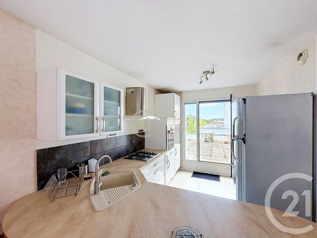 Appartement Duplex &agrave; vendre - 4 pi&egrave;ces - 92,29 m2 - St Jacques De La Lande - 35 - BRETAGNE