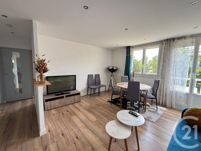 Appartement T3 à louer - 3 pièces - 58,05 m2 - St Jacques De La Lande - 35 - BRETAGNE