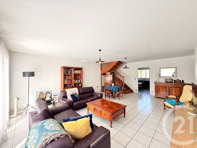 Maison à vendre - 5 pièces - 110,20 m2 - Vern Sur Seiche - 35 - BRETAGNE