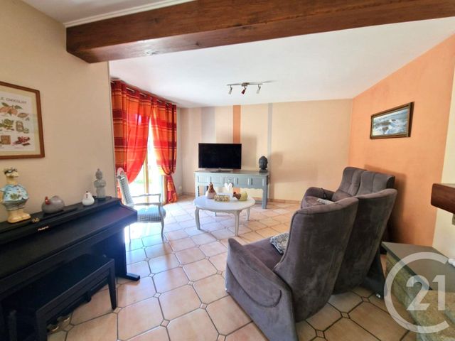 Afficher la photo en grand Maison à vendre - 7 pièces - 154,92 m2 - Tremorel - 22 - BRETAGNE