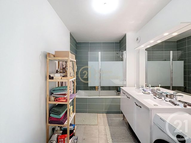 Appartement T4 &agrave; vendre - 4 pi&egrave;ces - 81 m2 - St Jacques De La Lande - 35 - BRETAGNE