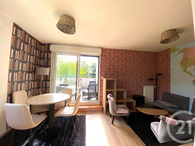 Afficher la photo en grand Appartement T2 à louer - 3 pièces - 50,42 m2 - Rennes - 35 - BRETAGNE