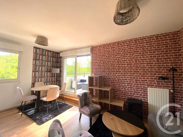 Afficher la photo en grand Appartement T2 à louer - 3 pièces - 50,42 m2 - Rennes - 35 - BRETAGNE