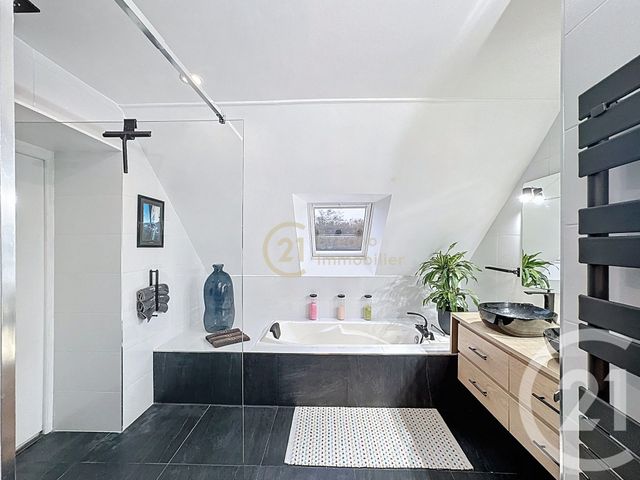 Maison à vendre - 9 pièces - 249 m2 - Laille - 35 - BRETAGNE