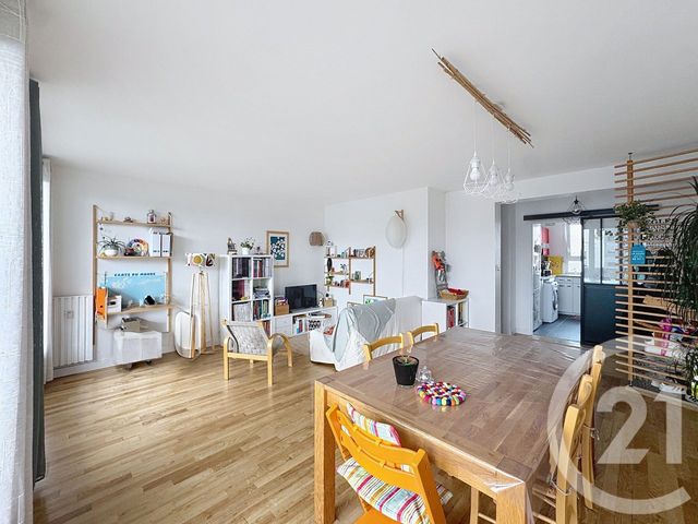 Appartement T4 à vendre ST JACQUES DE LA LANDE