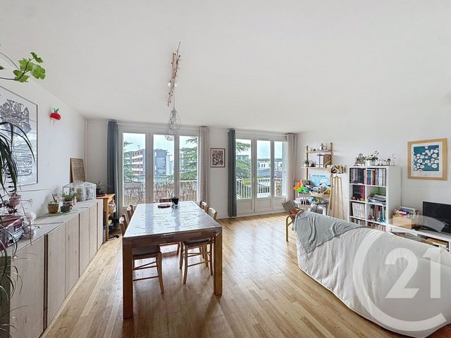 Appartement T4 à vendre - 4 pièces - 82 m2 - St Jacques De La Lande - 35 - BRETAGNE