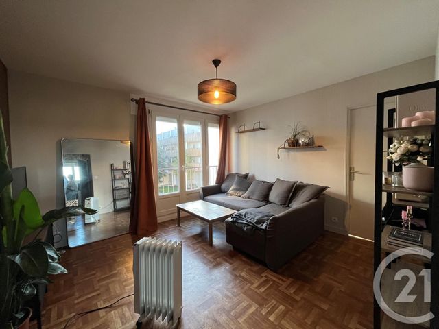 Appartement T4 à louer - 4 pièces - 69 m2 - Rennes - 35 - BRETAGNE