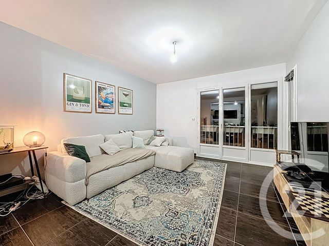 Appartement T2 à vendre - 2 pièces - 46 m2 - St Jacques De La Lande - 35 - BRETAGNE