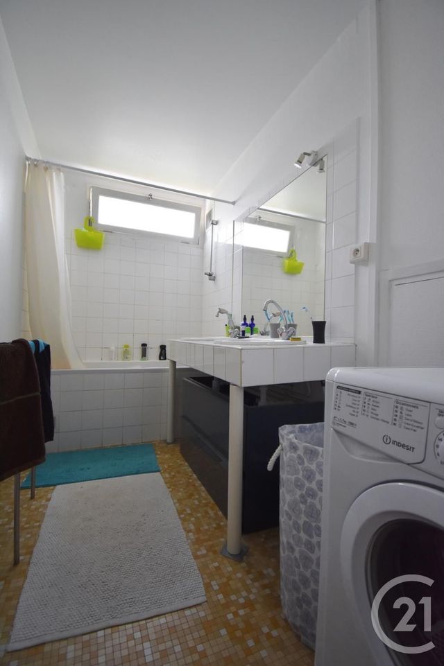 Appartement F4 &agrave; louer - 4 pi&egrave;ces - 74,64 m2 - Rennes - 35 - BRETAGNE