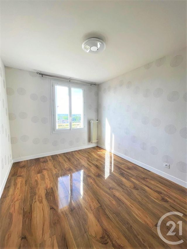 Appartement T3 &agrave; louer - 3 pi&egrave;ces - 57,20 m2 - St Jacques De La Lande - 35 - BRETAGNE