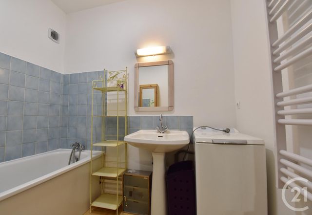 Appartement F3 &agrave; louer - 3 pi&egrave;ces - 49,50 m2 - Rennes - 35 - BRETAGNE