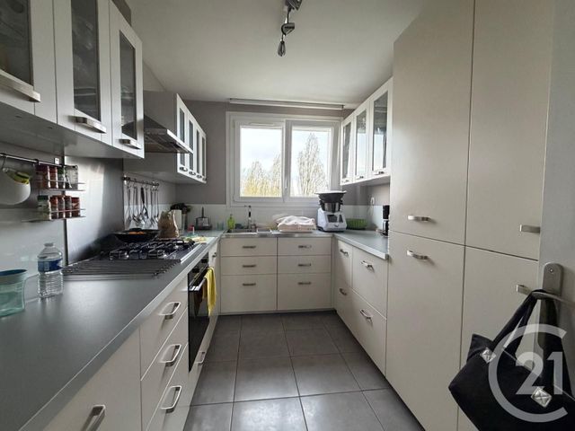 Appartement T4 à louer ST JACQUES DE LA LANDE