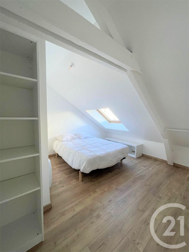 Appartement Duplex &agrave; louer - 3 pi&egrave;ces - 46,69 m2 - Rennes - 35 - BRETAGNE
