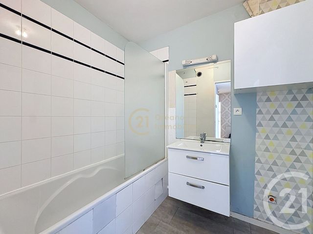 Appartement T3 &agrave; vendre - 3 pi&egrave;ces - 60,18 m2 - Rennes - 35 - BRETAGNE