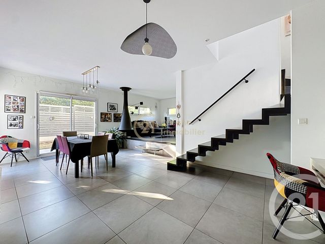 Maison &agrave; vendre - 7 pi&egrave;ces - 130,74 m2 - Chantepie - 35 - BRETAGNE