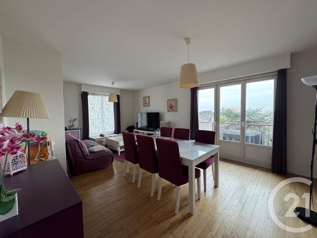 Appartement T4 &agrave; louer - 4 pi&egrave;ces - 69,22 m2 - St Jacques De La Lande - 35 - BRETAGNE