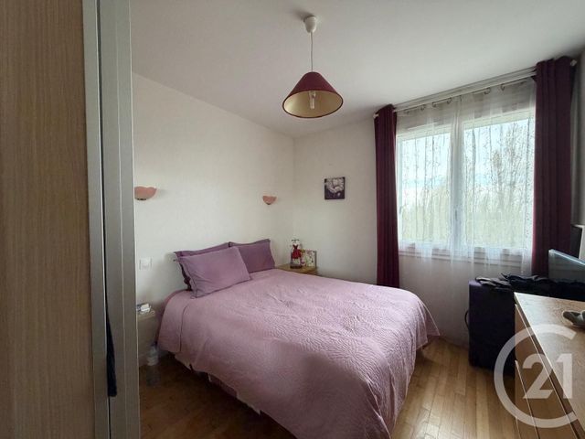 Appartement T4 &agrave; louer - 4 pi&egrave;ces - 69,22 m2 - St Jacques De La Lande - 35 - BRETAGNE