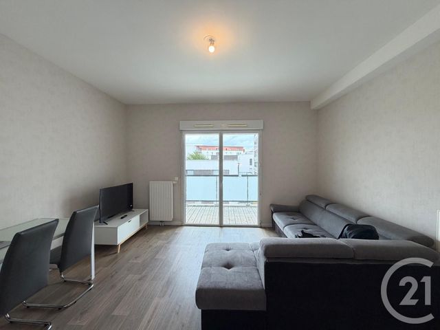 Appartement T3 &agrave; louer - 3 pi&egrave;ces - 61,55 m2 - St Jacques De La Lande - 35 - BRETAGNE