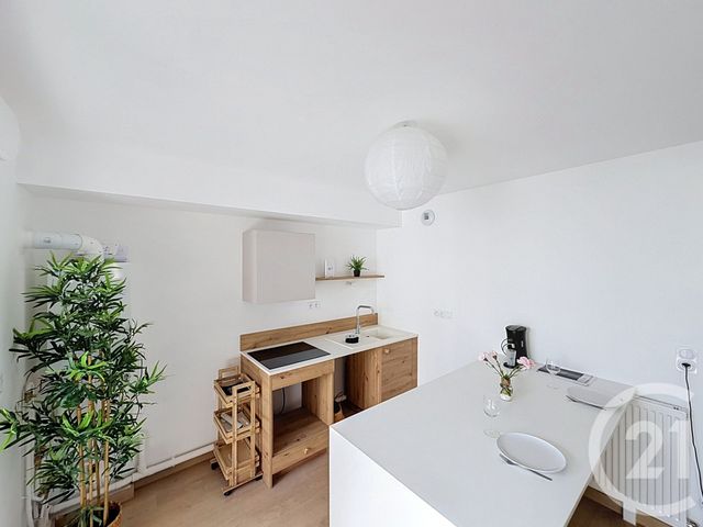 Appartement T3 &agrave; vendre - 3 pi&egrave;ces - 70,40 m2 - St Jacques De La Lande - 35 - BRETAGNE
