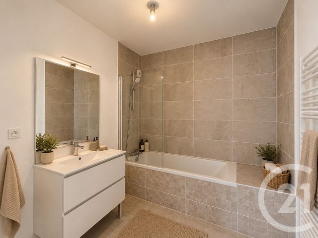 Appartement T3 &agrave; vendre - 3 pi&egrave;ces - 73,86 m2 - St Jacques De La Lande - 35 - BRETAGNE