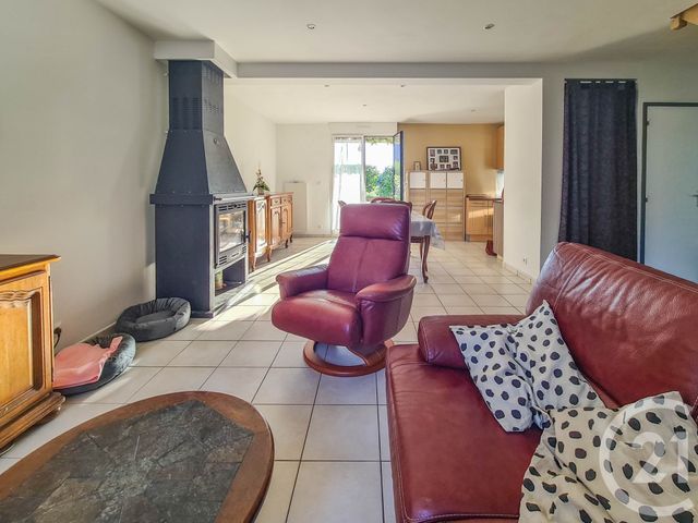 Afficher la photo en grand Maison à vendre - 5 pièces - 100 m2 - Combourg - 35 - BRETAGNE