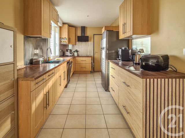 Afficher la photo en grand Maison à vendre - 5 pièces - 100 m2 - Combourg - 35 - BRETAGNE