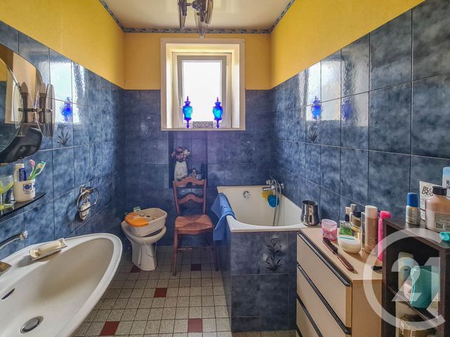 Afficher la photo en grand Maison à vendre - 9 pièces - 158 m2 - Meillac - 35 - BRETAGNE