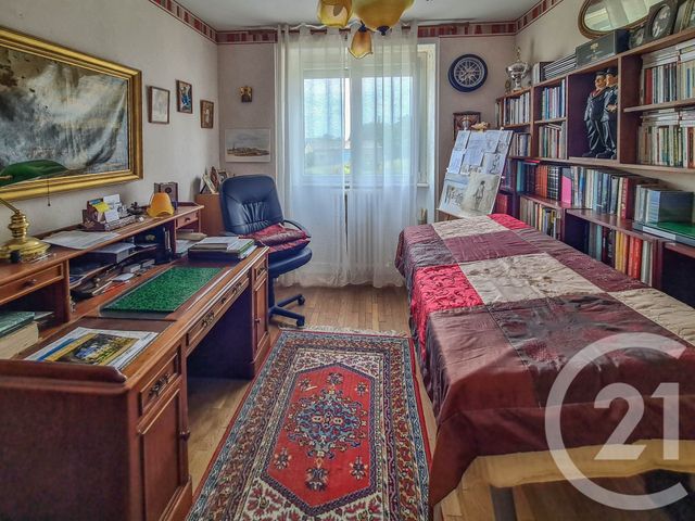 Afficher la photo en grand Maison à vendre - 9 pièces - 158 m2 - Meillac - 35 - BRETAGNE