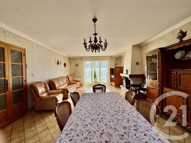Maison à vendre - 6 pièces - 130,72 m2 - Hede Bazouges - 35 - BRETAGNE